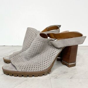 Franco Sarto Analise Gray Suede Heeled Sandal 8M